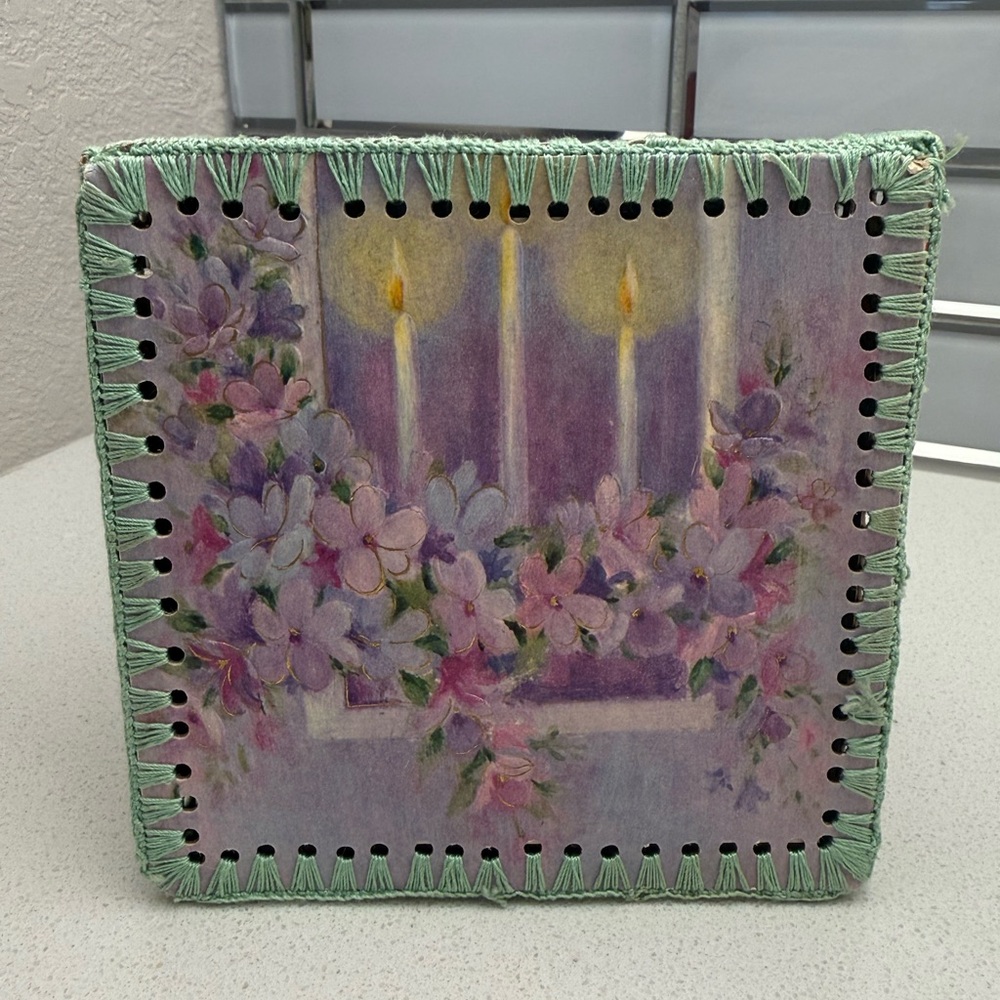 Vintage Handmaid Crocheted Greeting Card Sewing Basket Trinket Box Floral Chair - Picture 13 of 15